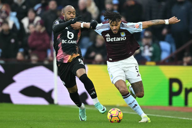 疑是一个独 疑是一个独