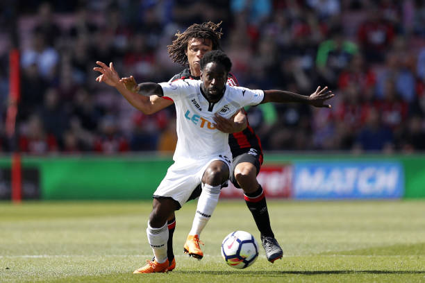 给丹麦防守 给丹麦防守